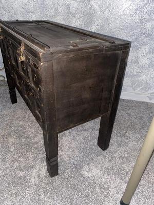 RUSTIC LOOKING CHEST WITH LEGS