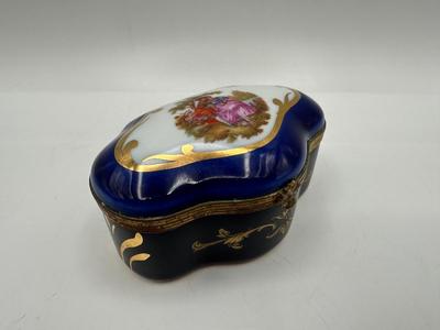 Vintage LIMOGES Cobalt Blue Porcelain 22K Gold Accent Trinket Box