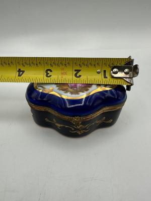 Vintage LIMOGES Cobalt Blue Porcelain 22K Gold Accent Trinket Box
