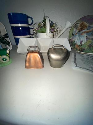 THE COUNTRY CALF COLLECTIBLE PLATE, MASON JAR HONEY POT, BOSTON WAREHOUSE CUPS AND MUCH MORE!