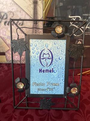 PICTURE FRAMES-SCRAP BOOKS AND VASES