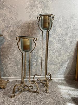 LOVELY ROD IRON STANDING CANDLE HOLDERS