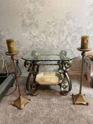 BEAUTIFUL GLASS STONE AND IRON END TABLE WITH FLOOR STANDING CANDLE HOLDERS