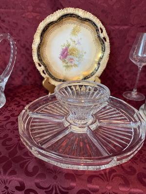 ANTIQUE PLATE AND VINTAGE GLASS