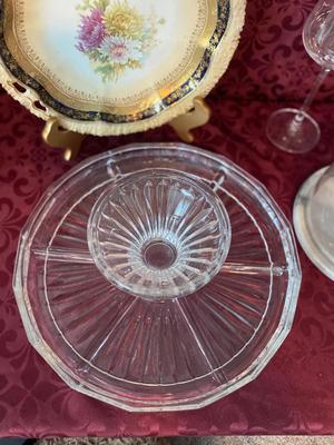 ANTIQUE PLATE AND VINTAGE GLASS