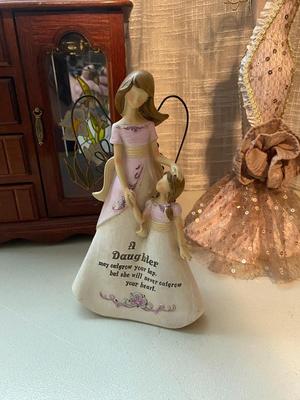 JEWELRY BOX, PRETTY NECKLACE HANGER AND MOTHER/DAUGHTER DECORATION