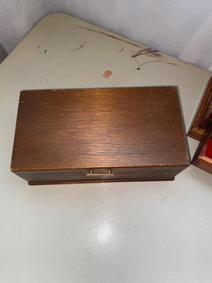 JEWELRY BOXES AND BRACELET/NECKLACE STAND
