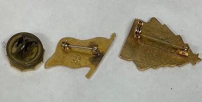 Lot of three Pins: American Legion Auxiliary, American Flag, Christmas Tree