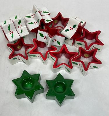 12Wood Christmas Napkin Stars and 2Candle Holders