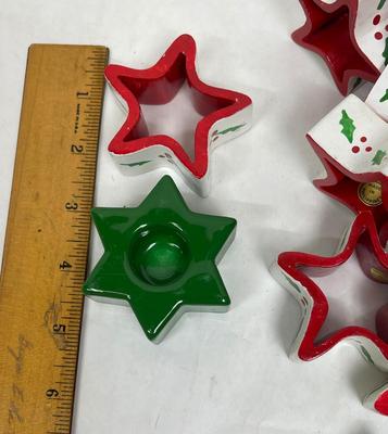 12Wood Christmas Napkin Stars and 2Candle Holders