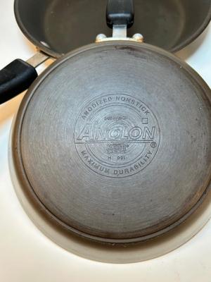 Lot 29. Anolon Nonstick Fry Pan set