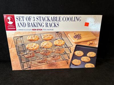 Lot 40. Stackable Cooling Racks