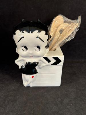 Lot 87. Betty Boop Utensil Holder