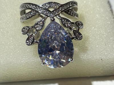 Ladies Huge New Never Worn Silver-tone Fashion Ring Size-7.25 w/Crystal Stones as Pictured.