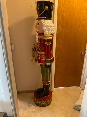 LIFE SIZED TIN NUTCRACKER STANDING 6’ TALL