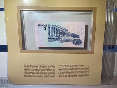 Singapore 1 Dollar Banknote/Currency in Uncirculated Condition by Fleetwood as Pictured.