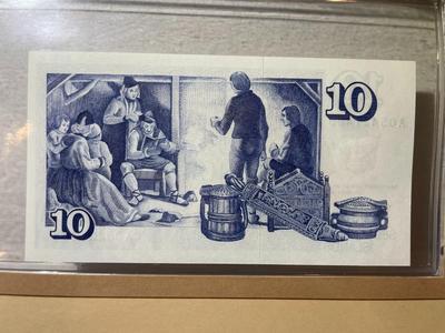 Iceland 10 Kronur 1961 Banknote/Currency in Uncirculated Condition by Fleetwood as Pictured.