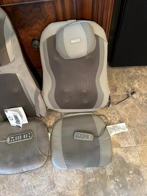 2 MASSAGE CHAIR CUSHIONS WITH HEAT