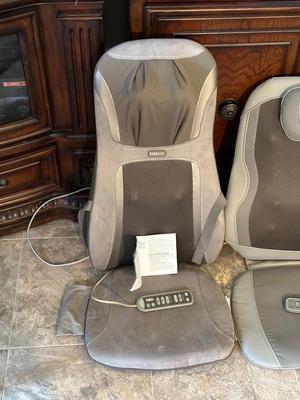 2 MASSAGE CHAIR CUSHIONS WITH HEAT