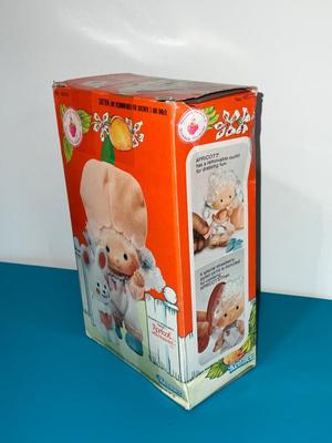 In Box Apricot - Strawberry Shortcake