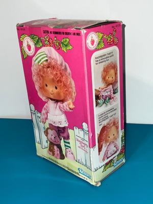 In Box Raspberry Tart - Strawberry Shortcake