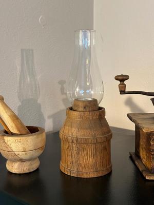 ANTIQUE COFFEE GRINDER, MORTAR AND PESTLE & WOOD BASE CANDLE LANTERN