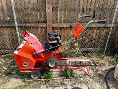 MTD 5/20 SNOW BLOWER