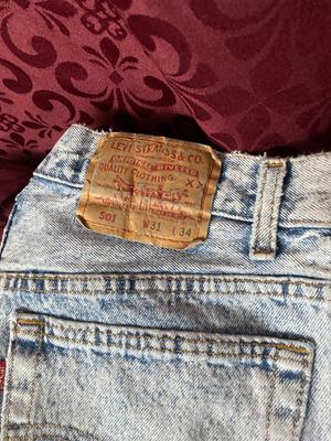 3 PAIR OF LEVIS 501 JEANS