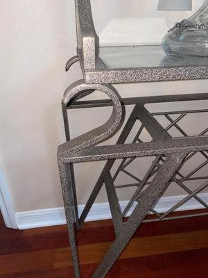 Lot 250 Metal Bar Rack
