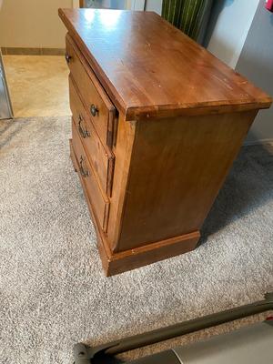 3 DRAWER NIGHT STAND