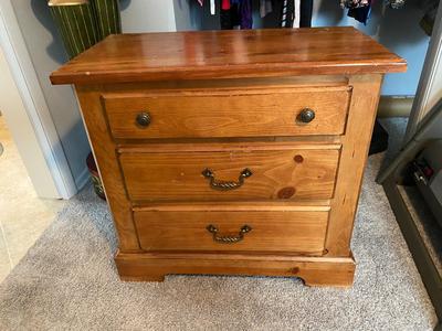 3 DRAWER NIGHT STAND