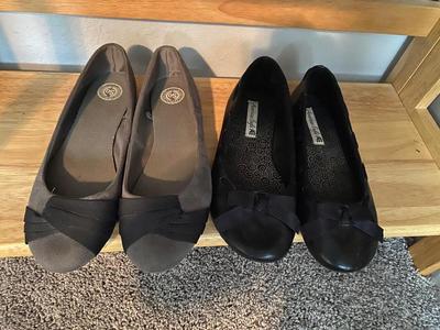 SHELF, BOOTS AND SHOES