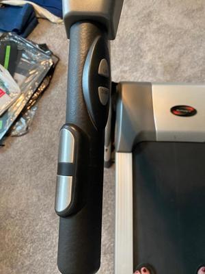 REALLY NICE SPIRIT TREADMILL