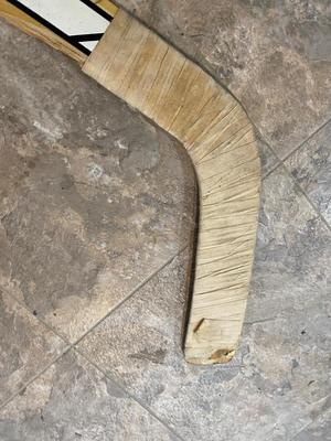 COLORADO AVALANCHE #1 CRAIG BILLINGTON HOCKEY STICK