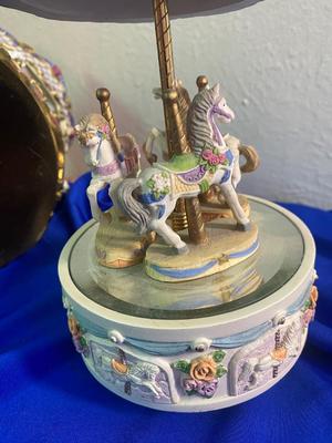 MUSIC BOX CAROUSELS