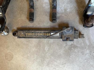 LOAD DISTRIBUTION HITCH AND SWAY BARS