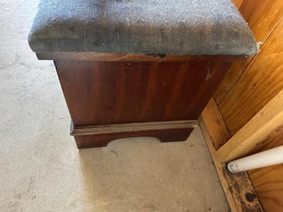 LANE CEDAR LINED HOPE CHEST