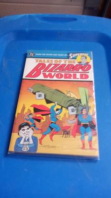 LOT 32 - SUPERMAN BIZARRO WORLD