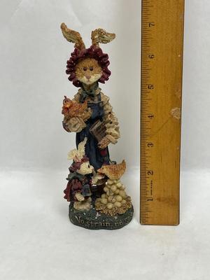 Boyds Bears and Friends - Folkstone Collection: Harriet and Punch with Hermine... The Challenge.
