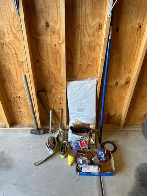 SLEDGE HAMMERS, RATCHET STRAPS, EXTENSION POLE AND MORE