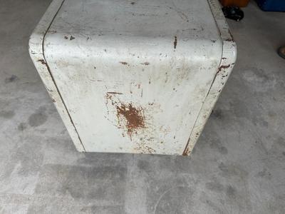 SENTRY FLOOR SAFE (NO COMBO)