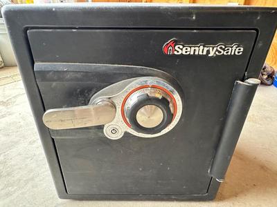 SENTRY FLOOR SAFE (NO COMBO)