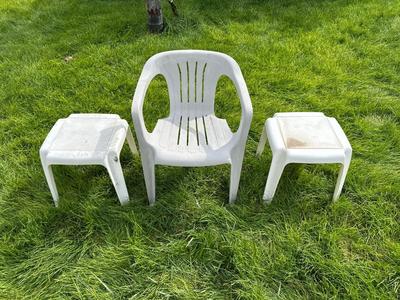 PLASTIC CHAIR AND 2 SIDE TABLES