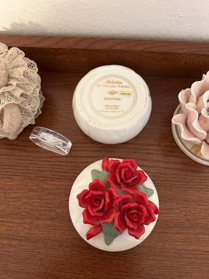 KNICK KNACKS