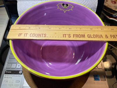 Vintage Disney Original Halloween Bowl in VG Preowned Condition.