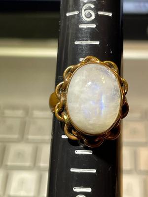 Vintage Mid-Century Moonstone Copper Ring Size 7.5 in Good Preowned Condition.
