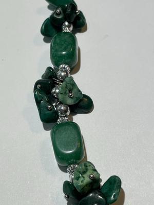 Vintage Preowned Jade/Jadeite Bead Necklace 20-22" Adjustable in Good Condition as Pic'd.