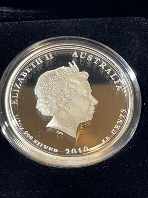Australian Bush Babies KANGAROO 2010 Proof Colorized 1/2 Ounce .999 Fine Silver Coin Limited to 10,000 as Pictured.