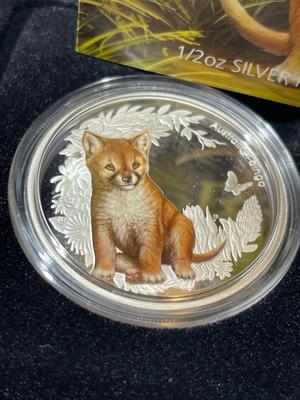 Australian Bush Babies DINGO 2011 Proof Colorized 1/2 Ounce .999 Fine Silver Coin Limited to 10,000 as Pictured.