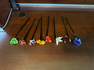 8 GLASS FLOWERS